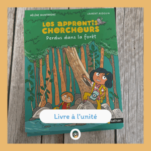 Les apprentis chercheurs - Perdus dans la Forêt Suivre les balises ne suffit pas toujours ! Quand Matt et Lisbeth se perdent en forêt, leur aventure devient une véritable leçon de survie et d'orientation. Découvrez comment ils retrouveront leur chemin ! Résumé : Matt et Lisbeth sont ravis de partir explorer la forêt par eux-mêmes. Suivre les balises colorées sur le sentier semble facile et amusant... jusqu'au moment où ils réalisent qu'ils sont complètement perdus ! Alors que la forêt devient de plus en plus inquiétante autour d'eux, les deux amis devront garder leur sang-froid et mettre en pratique leurs connaissances. Carte, boussole, points cardinaux - ces outils deviendront leurs meilleurs alliés pour retrouver leur chemin et sortir de cette situation périlleuse. Ce roman combine aventure passionnante et apprentissage concret. À travers cette histoire rythmée, les enfants dès 7 ans découvriront les bases de l'orientation en nature tout en vivant une aventure captivante. 