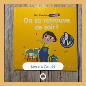 On se retrouve ce soir  Boo va bientôt entrer à la crèche. En jouant, elle se prépare pour ce grand jour. Papa et maman vont lui manquer très fort, mais quelle joie de se retrouver après ! 20 mots-clés signés avec illustrations et vidéos à l’appui. Une histoire pour aborder avec son enfant l’angoisse de la séparation. En bonus, à destination des parents, un mode d’emploi pour l’apprentissage des signes et des astuces pour une parentalité bienveillante.